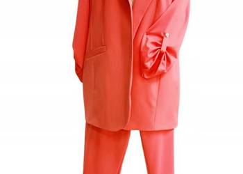 Ekskluzywny garnitur damski - klasa i szyk EVA Dzianinowy-łosoś - ROZM 48