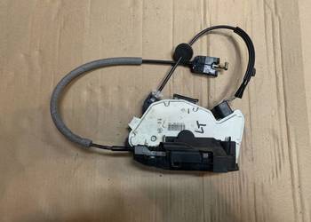 Zamek drzwi lewy tył 5M0839015 vw tiquan lift 5N