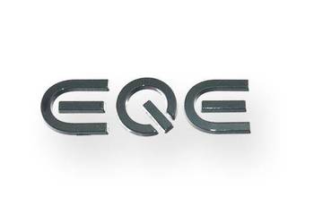 MERCEDES EQE Emblemat klapy bagaznika tyl EQE srebrny OE