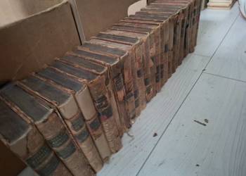 Stare Książki kolekcjonerskie Sir Walter Scott Waverley Novels 1842 r. Zest