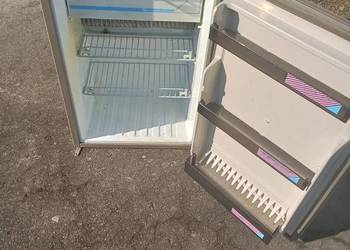 Lodówka turystyczna 12V, gaz , 230V