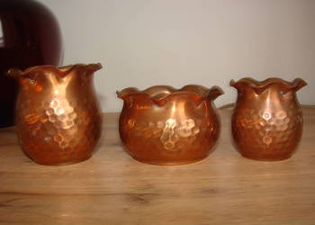 miedziane młotkowane pojemniki