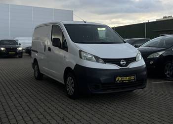 Nissan NV 200 2013