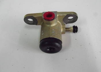 Cylinder hamulca lewy/prawy URSUS C 385