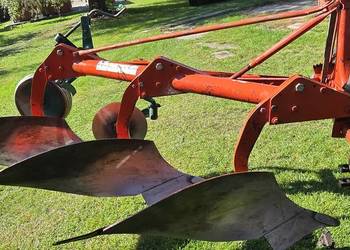 Pług Kverneland 14"