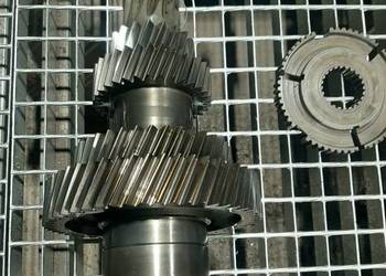 9702630702 Wałek pośredni skrzyni biegów G85-6 G60-6 Atego