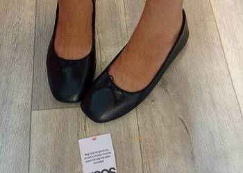 (42) ASOS Design/ Czarne baleriny z Londynu na szeroką stopę, Nowe