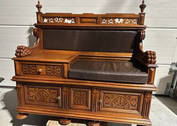 Antyczna drewniana dekoracyjna ławka