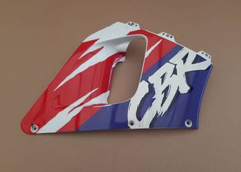 HONDA CBR 900RR OWIEWKA PRAWY BOCZEK OSŁONA 64320-MWOB-0000