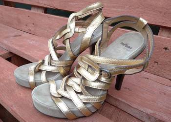 Buty sandały na obcasie 36