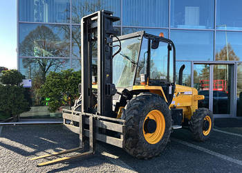 Wózek widłowy terenowy JCB 926 4 WD triplex 5,5 m 2014