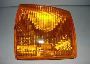 Lampa kierunkowskazu przód lewy (pomarańczowy) T4 90-