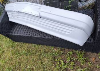 Mercedes 190 W201 zderzak przedni szeroka listwa przód