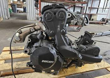 SILNIK MOTOCYKL DUCATI SUPERSPORT 950 S 2021