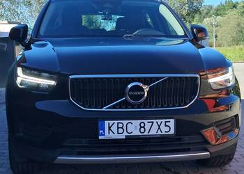 VOLVO XC40 Momentum Pro D3 AWD 4x4 rok modelowy 2020