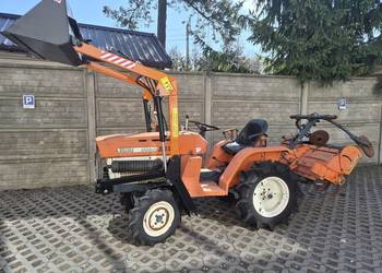 Kubota traktorek Yanmar  iseki  ładowacz tur