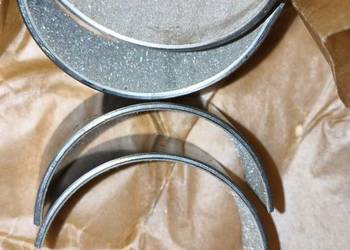 Oryginalne panewki na wał korbowy Dniepr MT K650