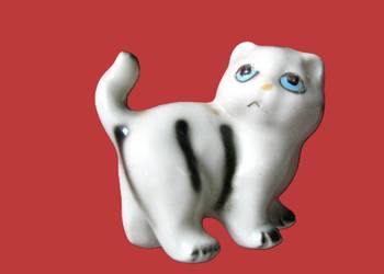 Kot - miniatura - figurka porcelana - 2,5 x 3 x 1,5 cm