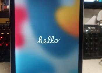 Tablet Apple iPad Air (2nd Gen) 9,7" 2 GB / 128 GB szary