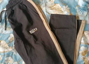 Spodnie dresowe Hugo Boss - nowy model, rozmiar L