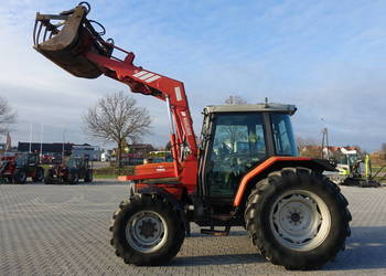 Massey Ferguson 6140 z ładowaczem