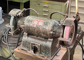 Szlifierka dwu tarczowa dwutarczowa do metalu z Niemiec