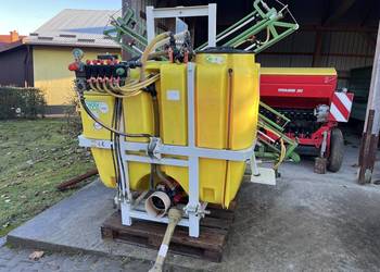 Opryskiwacz 1000 l 12 m hydrauliczny