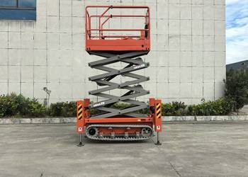 Podnośnik nożycowy na gąsienicach