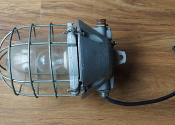 Lampa przemysłowa OWP - 200 Polam Wilkasy