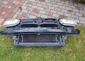 Sprzedam cały przód do vw -lampy,pas,chłodnice itd.