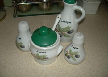 Stary porcelanowy kabaret