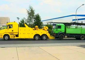 Holownik 3 osiowy 6x4 Scania do ciezarowych