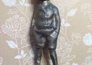 Figurka mosiężna tyrolski chłopiec mosiężna nie z brązu lata 40-ste
