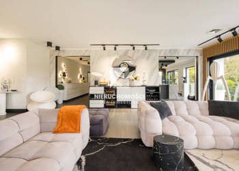 Willa z przestrzenią i ogrodem komfort na co dzień