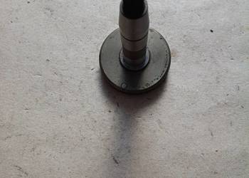 Wał napędowy sprężarki C385 .