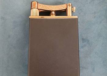 Duża kolekcjonerska zapalniczka benzynowa