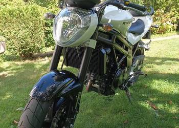 Hyosung naked 650 z polskiego salonu 2016r.pierwsza rejestracja