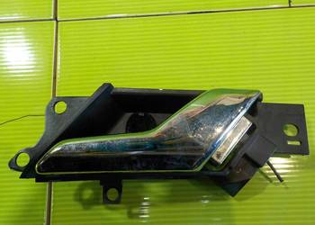 ANTARA 08r klamka wewnetrzna drzwi prawa przod