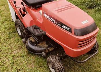 Kosiarka spalinowa Traktorek ogrodowy Honda 2216 Kosiarka spalinowa Traktorek ogrodowy Honda 2216