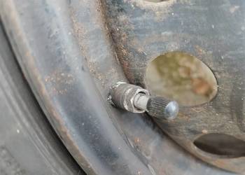 Felgi stalowe z czujnikami 16 cali