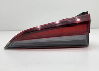 LAMPA TYŁ PRAWA WEWNĘTRZNA SKODA KAMIQ 658945308A Crossover ŚWIATŁO