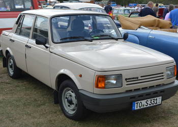 Błotnik wartburg 353