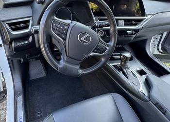 Lexus UX 2.0 250h Hybryda model 2023