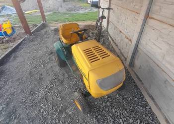 TRAKTOREK MTD YARD-MAN