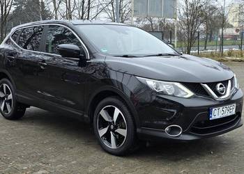 Nissan Qashqai 2015 rok. Kamery 360, Podgrzewane siedzenia, Świetny Stan