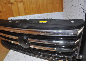 Volkswagen Crafter Maskownica Grill Atrapa chrom chłodnicy 7C0853651A