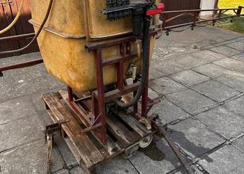 Opryskiwacz 300-400l + wałek belka 11m 10+1m