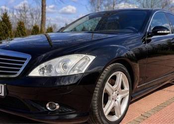 Mercedesa-Benz W221