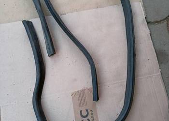 Mercedes 190 W201 uszczelka podszybia i grodzi podszybie