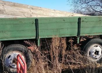 Przyczepa, rozrzutnik, pług, kosiarka, lej